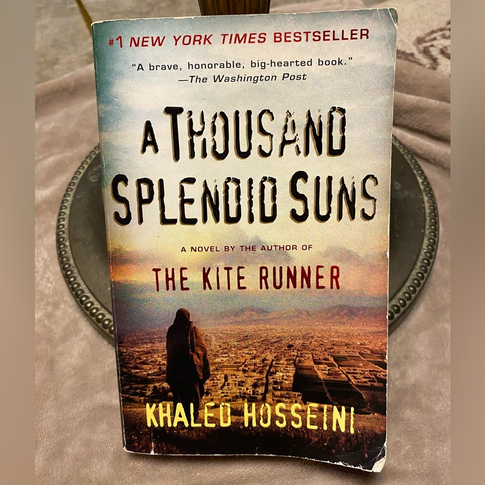 A Thousand Splendid Suns Book